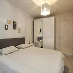 Flat In By Marina And Apartment