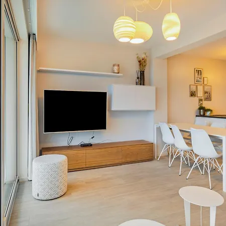 Daire Flat In By Marina And *