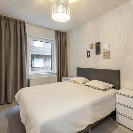 Flat In By Marina And Daire Blankenberge