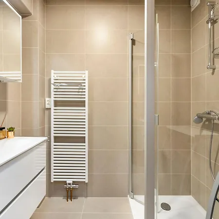 Apartment Flat In By Marina And *