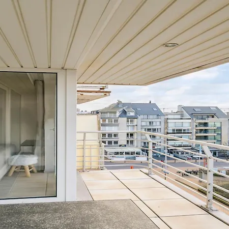 Flat In By Marina And Daire Blankenberge